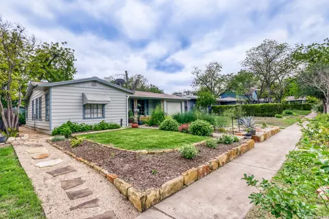 222 Dawnview Ln, San Antonio, TX 78213
