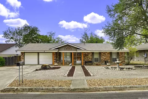 13731 Landmark Hl, San Antonio, TX 78217