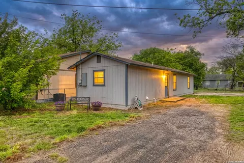 Other - 640 Roach St, Uvalde, TX 78801 photo 6 of 7