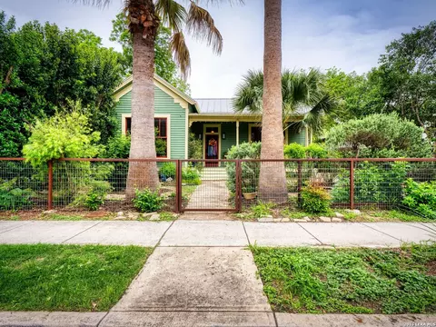 213 Sadie St, San Antonio, TX 78210