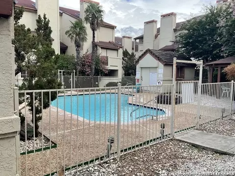 5322 Medical #E205, San Antonio, TX 78240