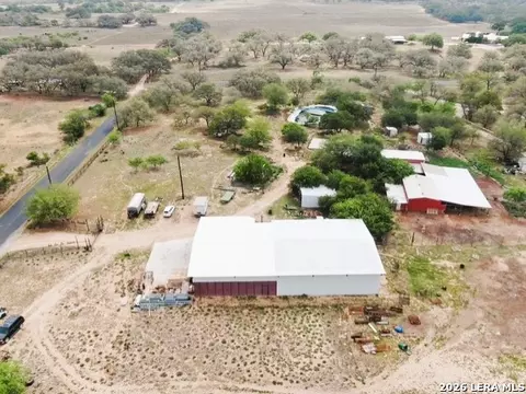 View/Area - 81 Stevens Rd, Von Ormy, TX 78073 photo 2 of 6