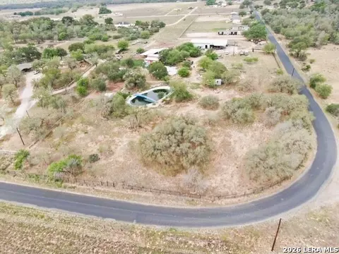View/Area - 81 Stevens Rd, Von Ormy, TX 78073 photo 5 of 6