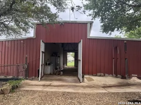 Other - 81 Stevens Rd, Von Ormy, TX 78073 photo 3 of 11