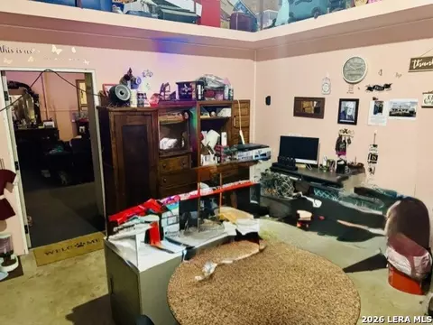 Other - 81 Stevens Rd, Von Ormy, TX 78073 photo 5 of 11