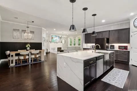 13523 Bradford Gln, San Antonio, TX 78254