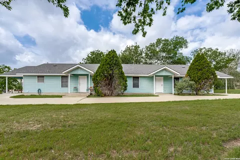 2242 Eastman, New Braunfels, TX 78130