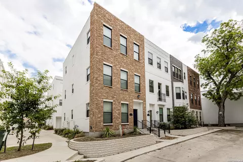 144 N Cherry St, San Antonio, TX 78202