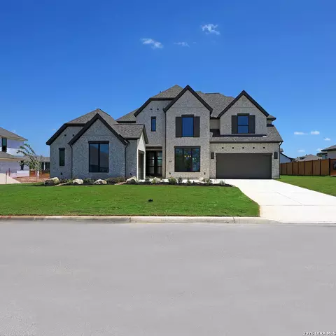 165 Brandon Cv, Castroville, TX 78009