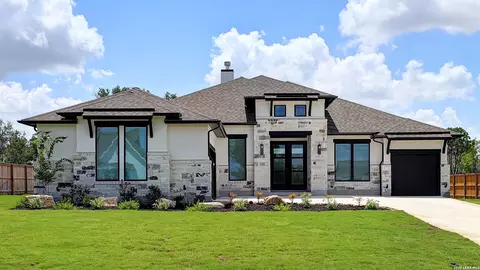 291 Bobs Cv, Castroville, TX 78009