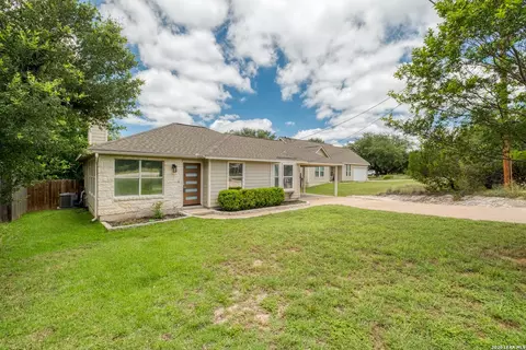 10114 Thomas Ln, Dripping Springs, TX 78620