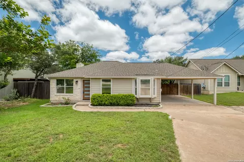 10114 Thomas Ln, Dripping Springs, TX 78620