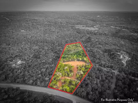 535 Eden Ranch Dr, Canyon Lake, TX 78133