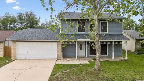 5823 Misty Gln, San Antonio, TX 78247