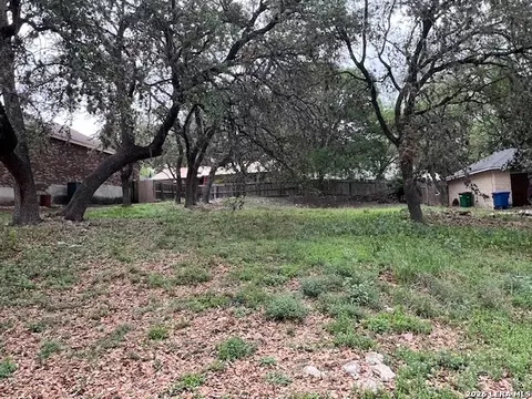 8466 Timber Belt, San Antonio, TX 78250