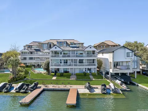 101 Island Dr UNIT F, Horseshoe Bay, TX 78657