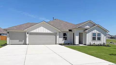 386 Kolbo Crossing Cv, Lockhart, TX 78644