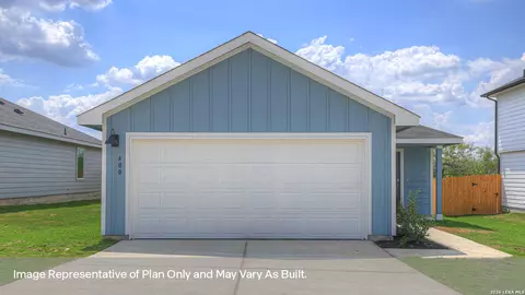 303 Windflower Cv, Luling, TX 78648
