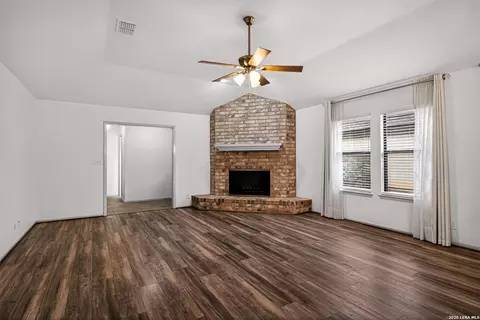 16822 Summer Crk, San Antonio, TX 78248