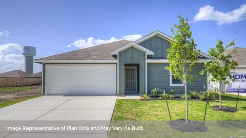 1029 Seedling Ln, Seguin, TX 78155