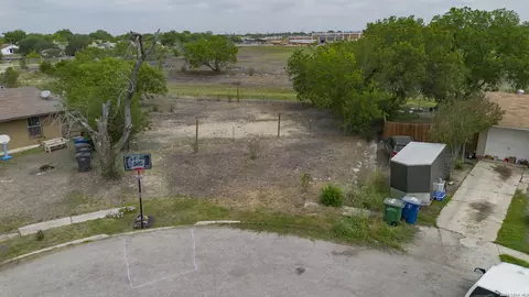 5803 Kim Valley St, San Antonio, TX 78242