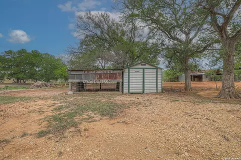 418 Fm 2984, Luling, TX 78648 photo 11