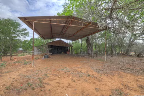 418 Fm 2984, Luling, TX 78648 photo 10