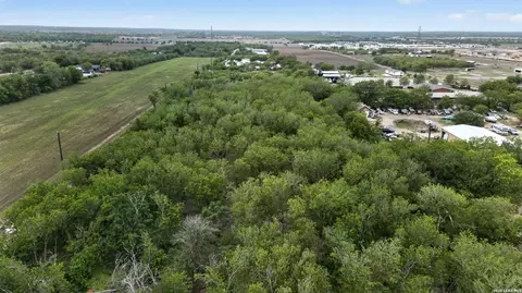 12145 Fischer Rd, Von Ormy, TX 78073 photo 8