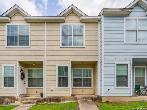 211 Autumn Pass #211, San Antonio, TX 78245