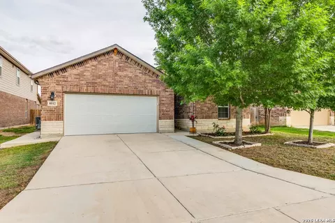 8512 Samsel Fls, San Antonio, TX 78254