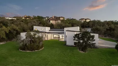 25424 Fairway Vw, San Antonio, TX 78260