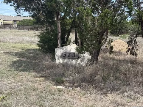 523 Stars And Stripes, Fischer, TX 78623