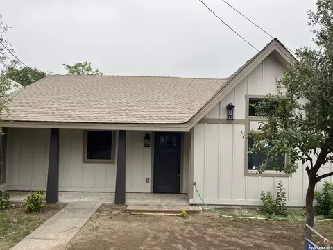 763 N Ceylon St, Eagle Pass, TX 78852