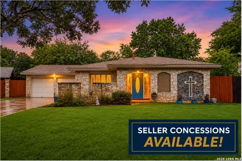 6231 Farragut Dr, San Antonio, TX 78238
