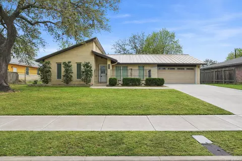 10315 Luzon Dr, San Antonio, TX 78217