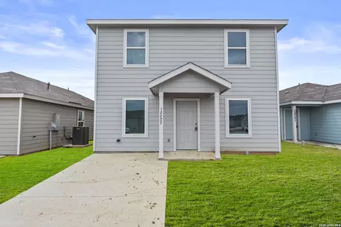 12727 Kathleen St, Saint Hedwig, TX 78152