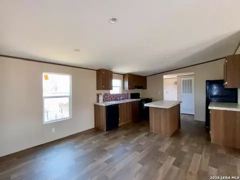 1207 Long Leaf Pine St, Huffman, TX 77336 photo 8