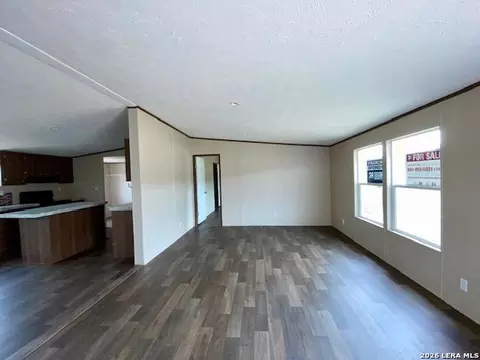 1207 Long Leaf Pine St, Huffman, TX 77336 photo 6