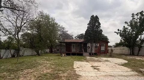 Other - 508 N Bright Dr, Devine, TX 78016 photo 1 of 3