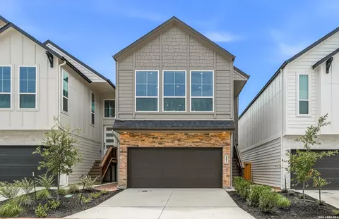 6464 Babcock Rd UNIT 902, San Antonio, TX 78249