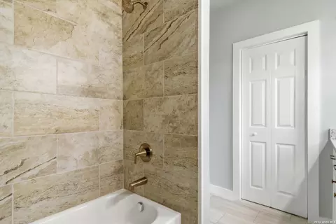 Bath - 309 E Houston St, Knippa, TX 78870 photo 3 of 3
