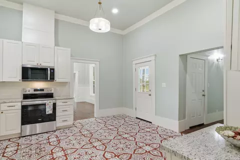 Entry Way - 309 E Houston St, Knippa, TX 78870 photo 1 of 3