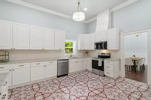 Kitchen - 309 E Houston St, Knippa, TX 78870 photo 2 of 3