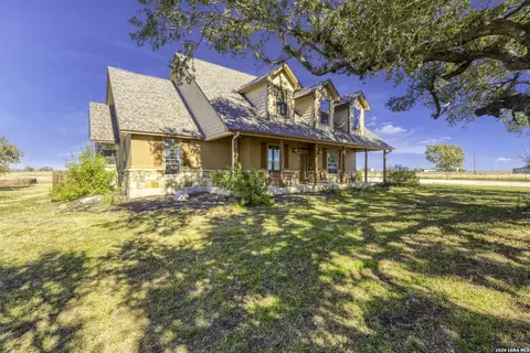 4680 Dreibrodt, San Marcos, TX 78666
