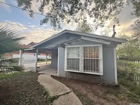 1109 Allende, San Antonio, TX 78237
