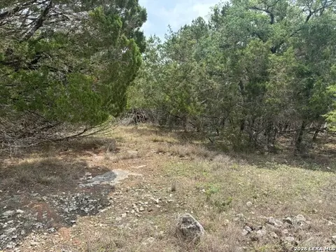 1268 Overbrook Ln, Spring Branch, TX 78070