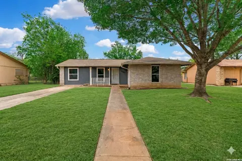 1508 Chestnut Dr, Schertz, TX 78154