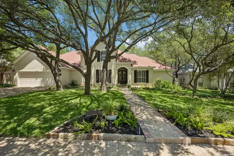 10 Inwood Knl, San Antonio, TX 78248