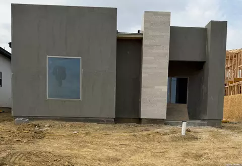 1210 Noyola Loop, Laredo, TX 78046