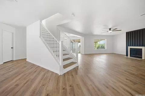 2704 Ashley Mdw, Schertz, TX 78154
